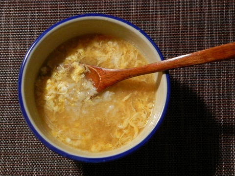 カツオと昆布だしの卵雑炊